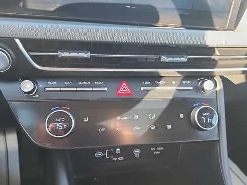 Used 2025 Hyundai Sonata SEL image 16