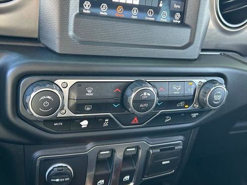 Certified 2020 Jeep Wrangler Sport image 51