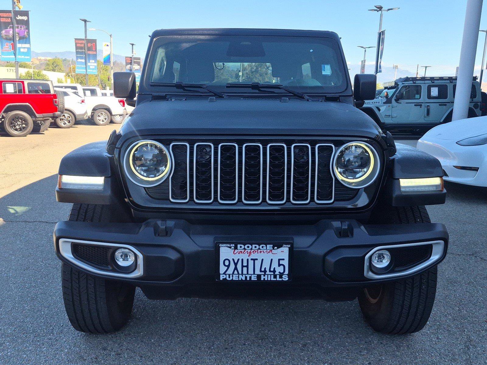 Certified 2026 Jeep Wrangler Unlimited Sahara AWD/4WD image 3