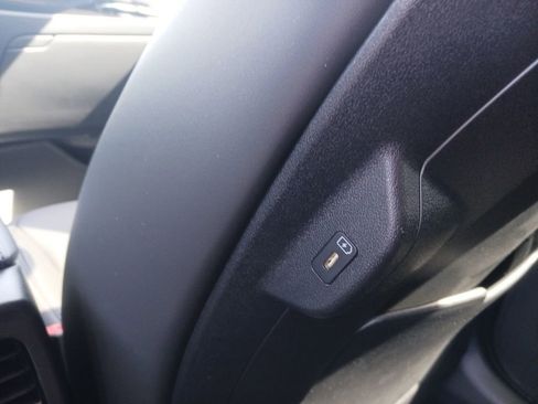 Used 2024 Kia Niro EX image 28