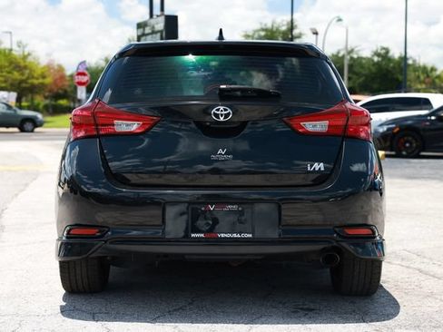 Used 2017 Toyota Corolla iM FWD image 10