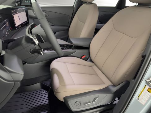 New 2026 Audi Q3 quattro 2.0T AWD/4WD image 5