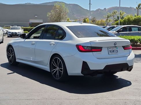 Used 2024 BMW 330i Sedan w/ M Sport Package RWD image 8