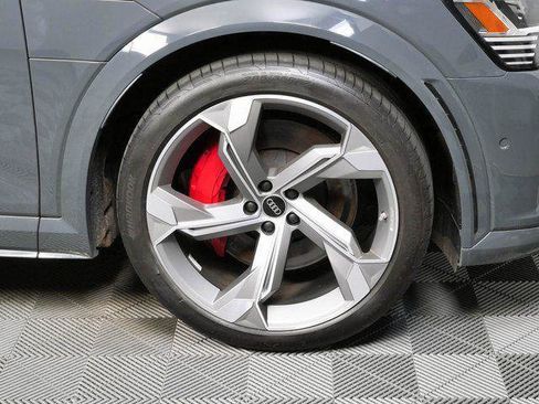 Used 2024 Audi SQ8 e-tron Premium Plus w/ Black Optic Package AWD/4WD image 40