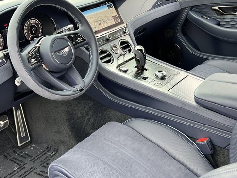 Used 2025 Bentley Continental GT Speed image 16