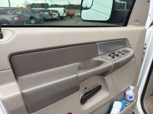 Used 2009 Dodge Ram 3500 Truck SLT image 27