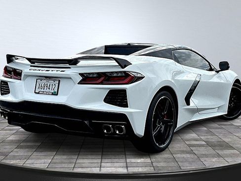 Used 2023 Chevrolet Corvette Stingray Premium Conv w/ Z51 Performance Package RWD image 4