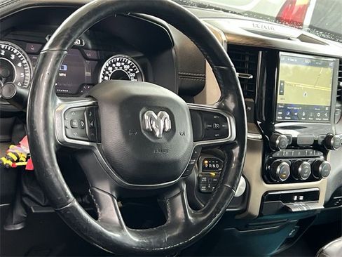 Used 2019 RAM 1500 Laramie image 12