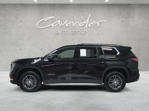 Used 2025 GMC Acadia Elevation image 13