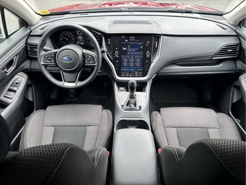 Used 2024 Subaru Outback Premium AWD/4WD image 10