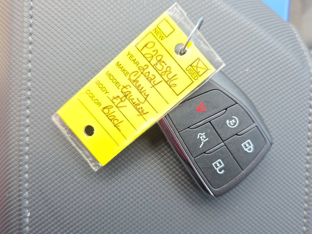 Certified 2024 Chevrolet Equinox EV LT FWD image 23