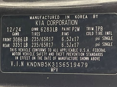 Used 2025 Kia Carnival FWD image 76