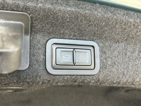 Used 2021 Audi S6 Prestige image 41