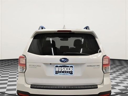 Used 2017 Subaru Forester 2.5i Premium w/ All-Weather Package image 11