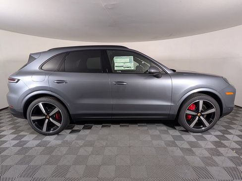 New 2026 Porsche Cayenne S AWD/4WD image 8