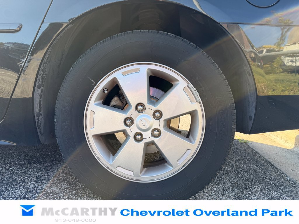 Used 2009 Chevrolet Impala LT w/ Luxury Edition Package FWD image 9