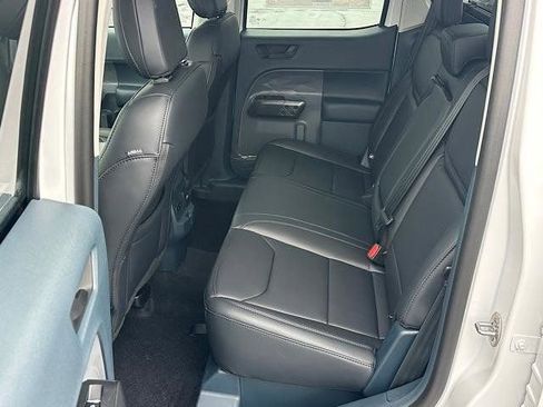 New 2025 Ford Maverick Lariat w/ Black Appearance Package image 12