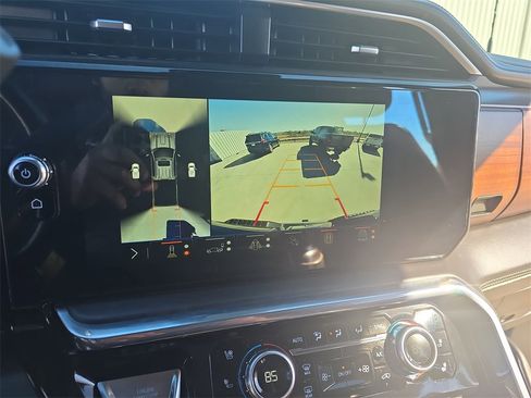 Used 2024 GMC Sierra 2500 Denali Ultimate image 23