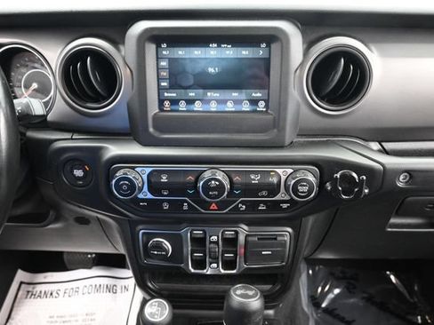 Used 2021 Jeep Wrangler Unlimited Sport AWD/4WD image 16