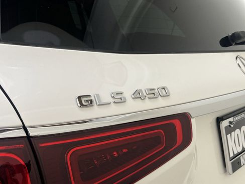 Used 2022 Mercedes-Benz GLS 450 4MATIC image 33