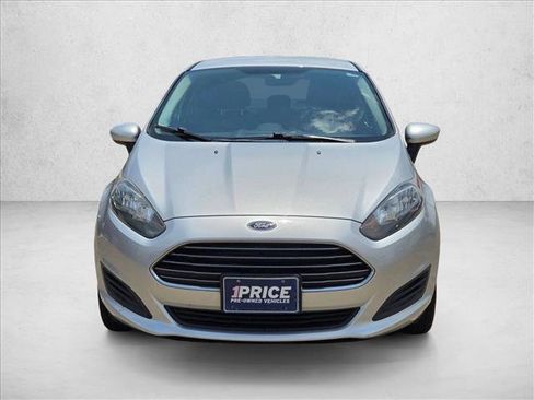 Used 2014 Ford Fiesta S FWD image 2