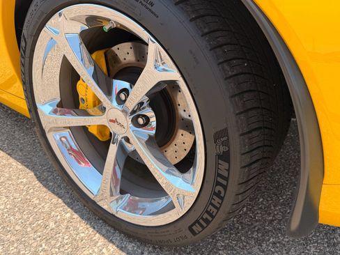 Used 2012 Chevrolet Corvette Grand Sport w/ 2LT Preferred Equipment Group RWD image 14