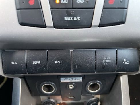 Used 2009 Ford Focus SES image 13