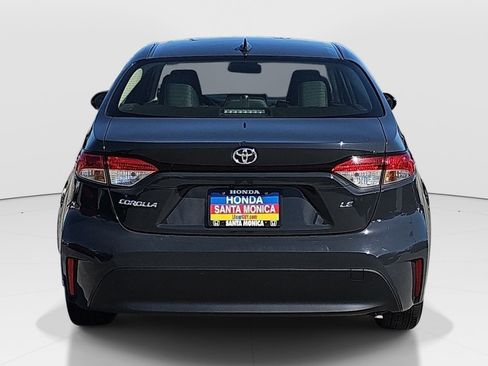 Used 2023 Toyota Corolla LE w/ Carpet Mat Package (TMS) FWD image 6