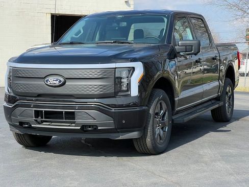 New 2025 Ford F150 Lightning Flash AWD/4WD image 44
