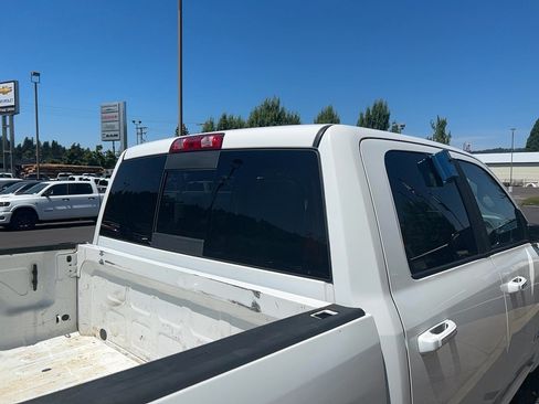 Used 2022 RAM 2500 Laramie AWD/4WD image 10
