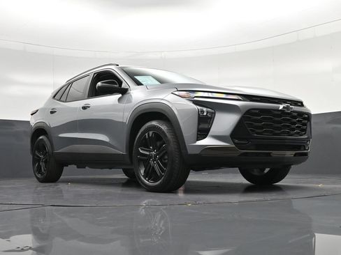 Used 2026 Chevrolet Trax ACTIV FWD image 28