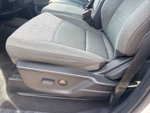 Used 2024 Ford F250 XLT image 9