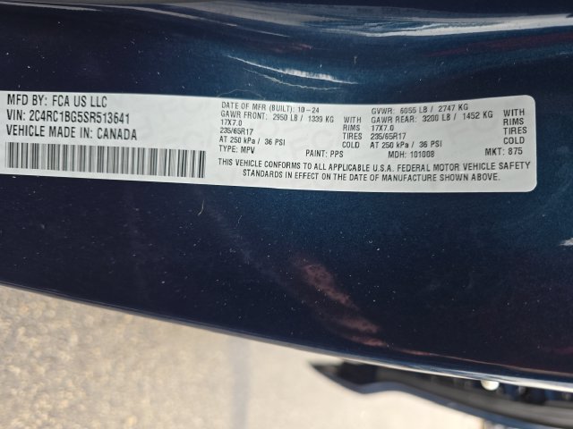 Used 2025 Chrysler Pacifica Select FWD image 14