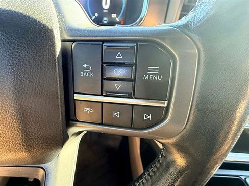 Used 2022 Ford F150 Lariat w/ Equipment Group 502A High image 39