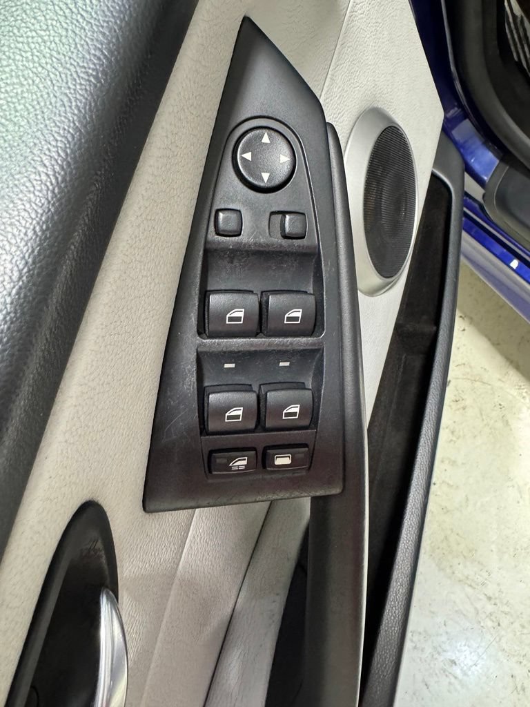 Used 2008 BMW M6 Convertible RWD image 13