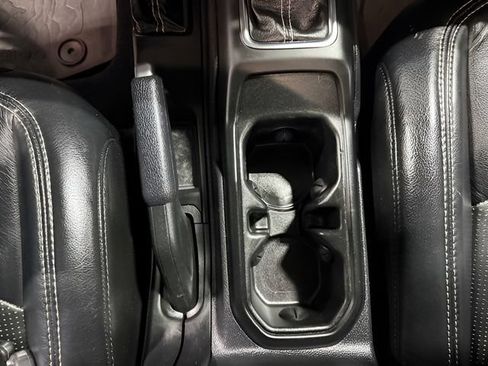 Used 2021 Jeep Wrangler Unlimited Sahara w/ Cold Weather Group AWD/4WD image 23