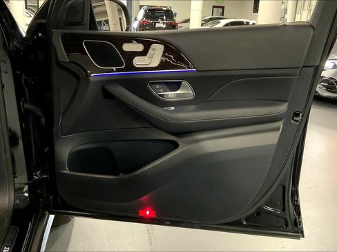 Certified 2025 Mercedes-Benz GLE 350 4MATIC image 22