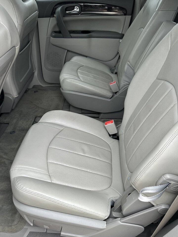 Used 2016 Buick Enclave Premium w/ Experience Buick Package FWD image 12