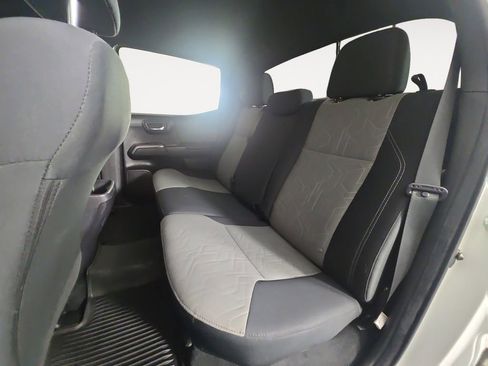 Used 2022 Toyota Tacoma TRD Off-Road w/ Technology Package image 13