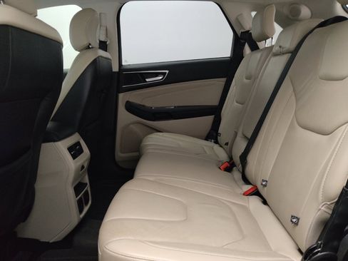 Used 2017 Ford Edge Titanium w/ Equipment Group 302A image 18