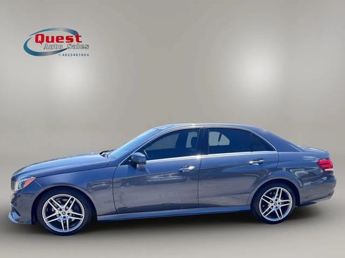 Used 2015 Mercedes-Benz E 400 Sedan w/ Driver Assistance Package image 8