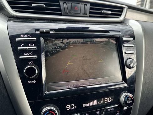 Used 2023 Nissan Murano SV image 22