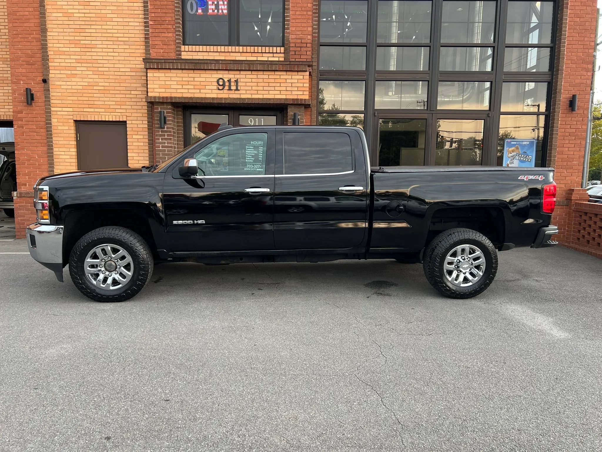 Used 2015 Chevrolet Silverado 2500 LTZ AWD/4WD image 4