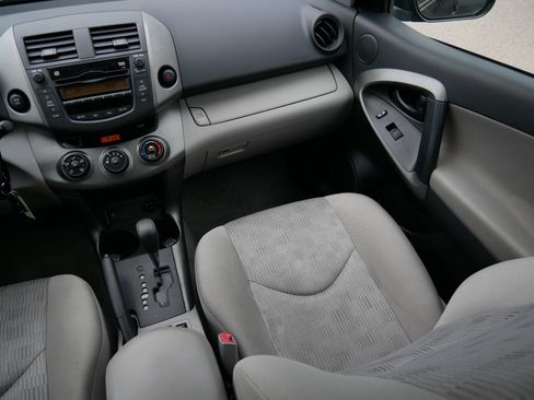 Used 2010 Toyota RAV4 4WD image 11