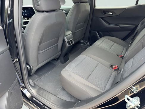 Used 2026 Chevrolet Equinox LT FWD image 15