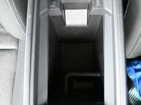 Certified 2024 Nissan Rogue SV image 22