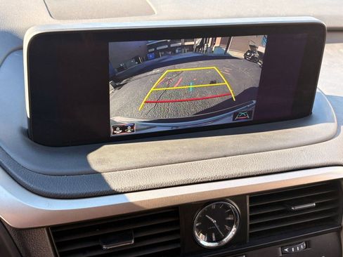 Used 2021 Lexus RX 350L Premium image 31