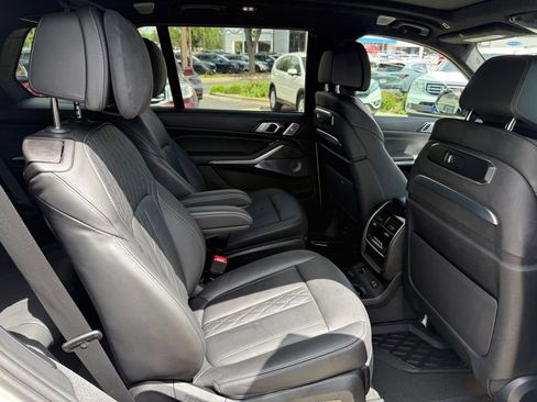 Used 2024 BMW X7 M60i w/ Executive Package AWD/4WD image 19