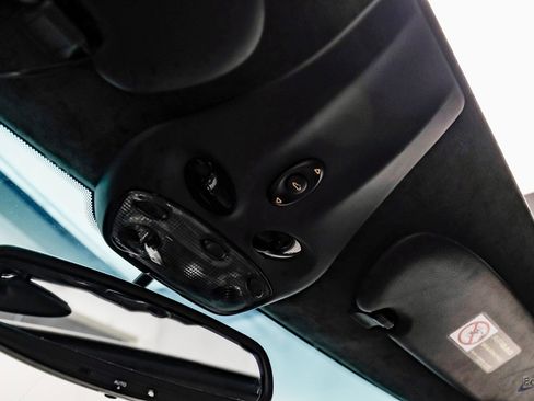 Used 2005 Porsche 911 Turbo S image 35