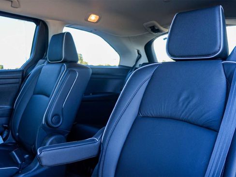 Certified 2026 Honda Odyssey Touring image 13